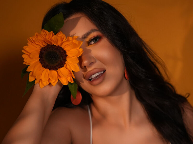 At this point amount that is massive of from inside the on line web cam At this point amount that is massive of from inside the on line web cam